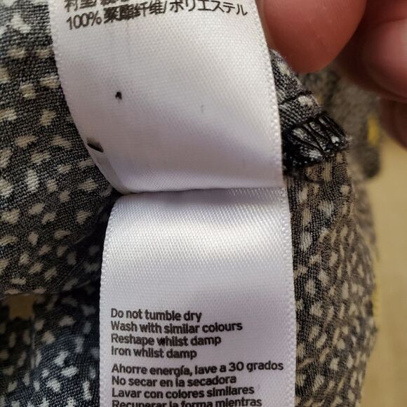 Topshop 'Zoe' Zip & Tie Front Crop Top - size 6 in Yellow Heart Print - Picture 13 of 16